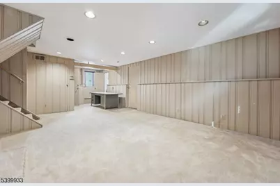 35 S Derby Rd, Springfield, NJ 07081 - Photo 25