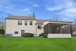 35 S Derby Rd, Springfield, NJ 07081 - Photo 3