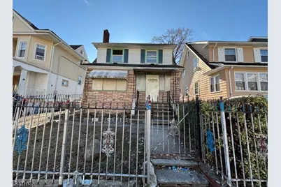 37 Wayne Ave, East Orange, NJ 07018 - Photo 1