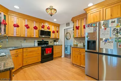 1264 Ringwood Ave, Pompton Lakes, NJ 07442 - Photo 3