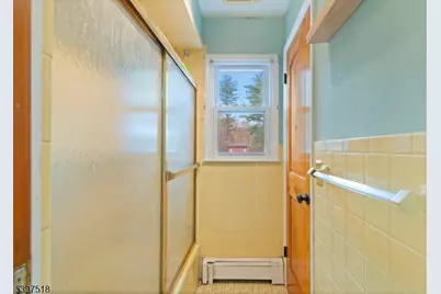 1264 Ringwood Ave, Pompton Lakes, NJ 07442 - Photo 15