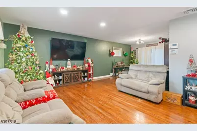 1264 Ringwood Ave, Pompton Lakes, NJ 07442 - Photo 5