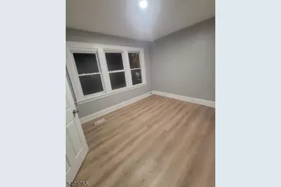 2 Montrose Ter, Irvington, NJ 07111 - Photo 11