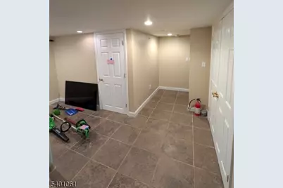 109 Somerset St, Somerville, NJ 08876 - Photo 11