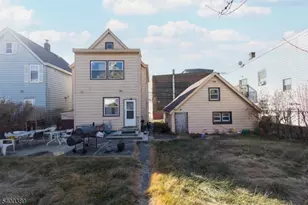 174 Randolph St, Passaic, NJ 07055 - Photo 31