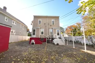 22-24 Kensington Pl, East Orange, NJ 07017 - Photo 11