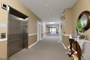 520 Victor St, Saddle Brook Township, NJ 07663 - Photo 3