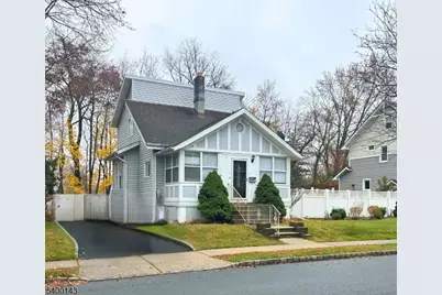 31 Washington Ave, Springfield, NJ 07081 - Photo 1