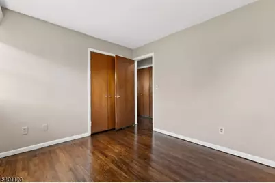 52 Tremont Ter, Irvington, NJ 07111 - Photo 15