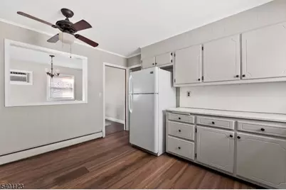 52 Tremont Ter, Irvington, NJ 07111 - Photo 9