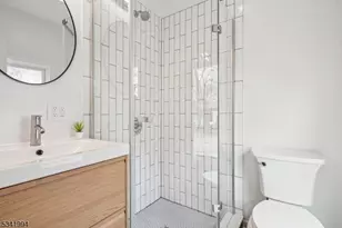 21 Hillside Ave, Chatham, NJ 07928 - Photo 9