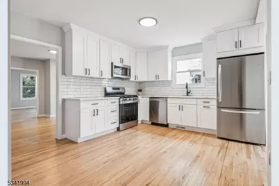 21 Hillside Ave, Chatham, NJ 07928 - Photo 1