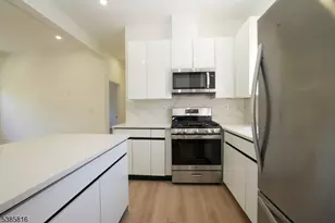 776 Bergen St, Newark, NJ 07108 - Photo 9