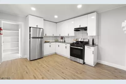 13 Orange Pl, Irvington, NJ 07111 - Photo 9