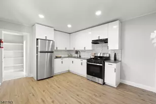 13 Orange Pl, Irvington, NJ 07111 - Photo 9