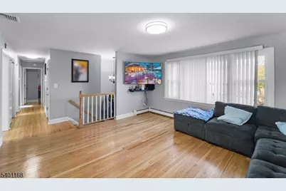 428 Helfin St, Bound Brook, NJ 08805 - Photo 3