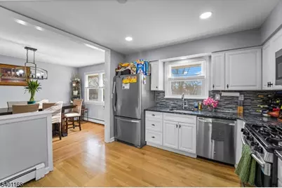 428 Helfin St, Bound Brook, NJ 08805 - Photo 5