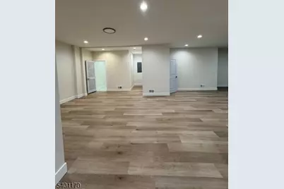 235 Preakness Ave, Paterson, NJ 07502 - Photo 17