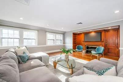 158 S Mountain Ave, Montclair, NJ 07042 - Photo 27