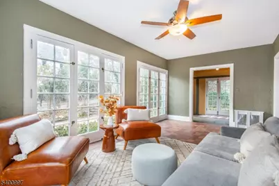 158 S Mountain Ave, Montclair, NJ 07042 - Photo 9