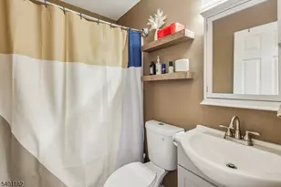 26 Acorn Dr, Vernon, NJ 07422 - Photo 17