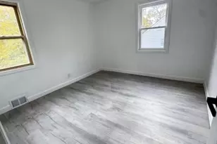 1417 Nelden Rd, Teaneck Township, NJ 07666 - Photo 9