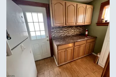 418 Dewitt Ave, Belleville, NJ 07109 - Photo 5