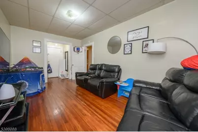 427-429 N 12th St, Newark, NJ 07107 - Photo 9