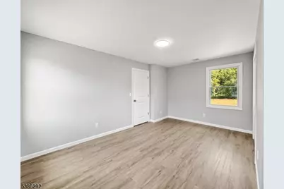 631 S Main St, Greenwich Township, NJ 08886 - Photo 27