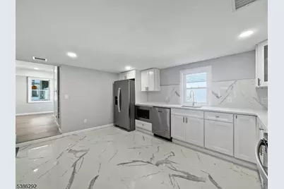 631 S Main St, Greenwich Township, NJ 08886 - Photo 9