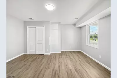 631 S Main St, Greenwich Township, NJ 08886 - Photo 23