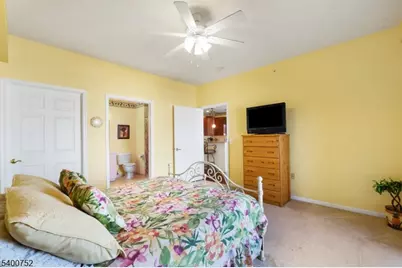 276 Beachway Ave Unit #8, Keansburg, NJ 07734 - Photo 15