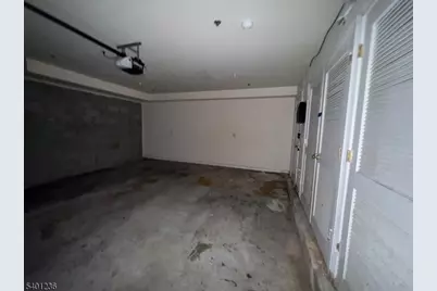 17 Norfolk St, Newark, NJ 07103 - Photo 9