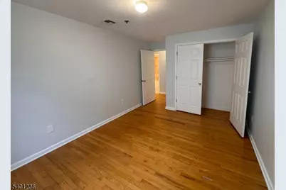 17 Norfolk St, Newark, NJ 07103 - Photo 9