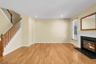 19 Hancock Ct, Bernards Township, NJ 07920 - Photo 9