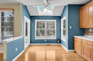 19 Hancock Ct, Bernards Township, NJ 07920 - Photo 15