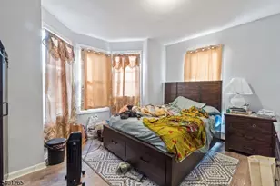 295 S 7th St, Newark, NJ 07103 - Photo 13