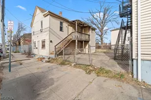 295 S 7th St, Newark, NJ 07103 - Photo 3