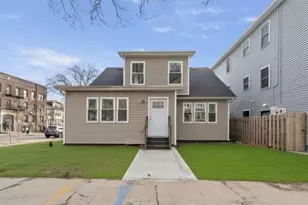 390 Clinton Pl, Newark, NJ 07112 - Photo 1