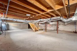 390 Clinton Pl, Newark, NJ 07112 - Photo 23