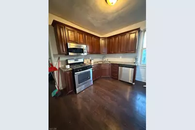 313 E Blancke St, Linden, NJ 07036 - Photo 1