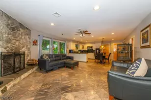 118 Country Ln, Clifton, NJ 07013 - Photo 9