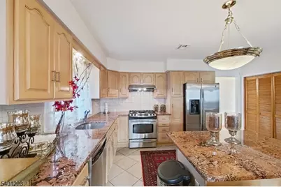 46 Bayliss St, North Arlington, NJ 07031 - Photo 21