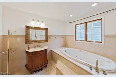 46 Bayliss St, North Arlington, NJ 07031 - Photo 45