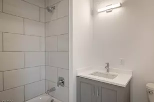 22 Schuyler Pl, Morristown, NJ 07960 - Photo 7