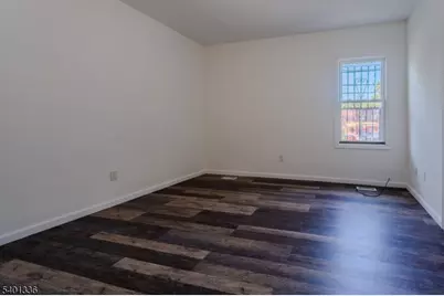 86 Abinger Pl, Newark, NJ 07106 - Photo 11