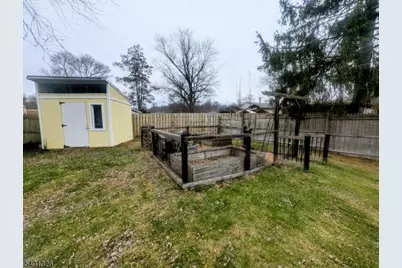 2 Presidential Dr, Washington Boro, NJ 07882 - Photo 5