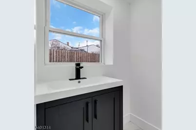 2824 N Stiles St, Linden, NJ 07036 - Photo 11