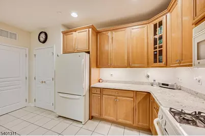 3108 Chesterwood Way, Franklin Township, NJ 08873 - Photo 13