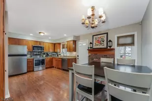 2103 Jamestown Common, Hillsborough Township, NJ 08844 - Photo 7